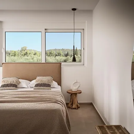 Hora Ionica Villa, 10acre Of Endless Green, By Thinkvilla Villa Koukounaria