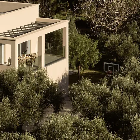Hora Ionica Villa, 10acre Of Endless Green, By Thinkvilla Villa *