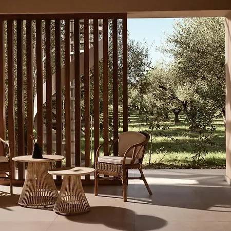 Hora Ionica Villa, 10acre Of Endless Green, By Thinkvilla * Koukounaria
